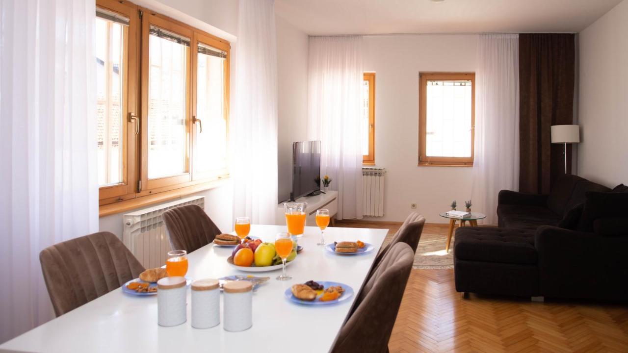 Beautiful Duplex In Heart Of Old Town - Free Parking Leilighet SJJ Eksteriør bilde